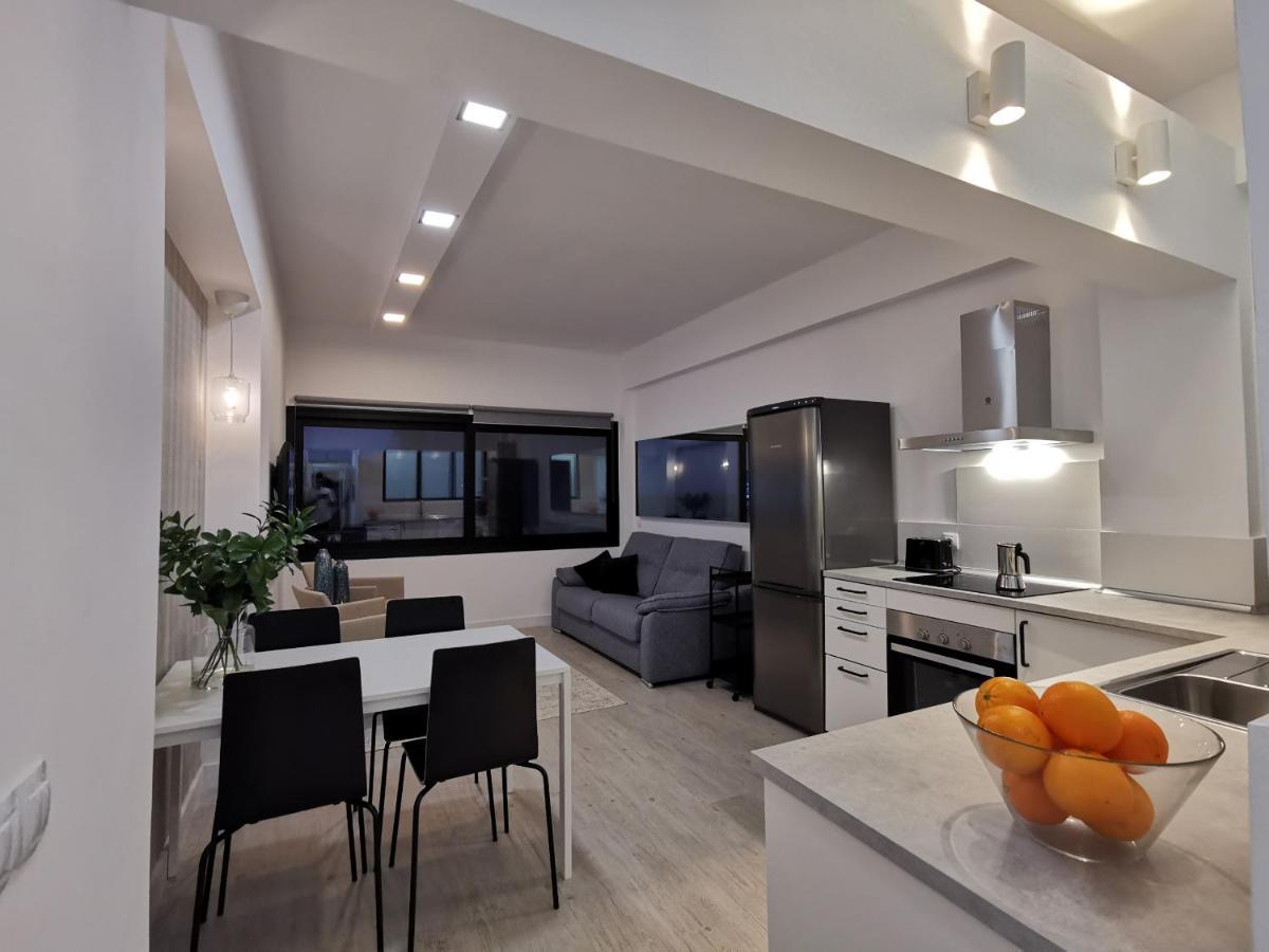 Homeforguest Apartamento Con Vistas A Las Canteras Лас-Пальмас-де-Гран-Канария Экстерьер фото
